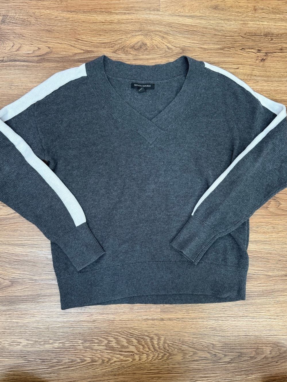 Banana Republic Gray V-Neck Sweater with White Sleeve Stripes